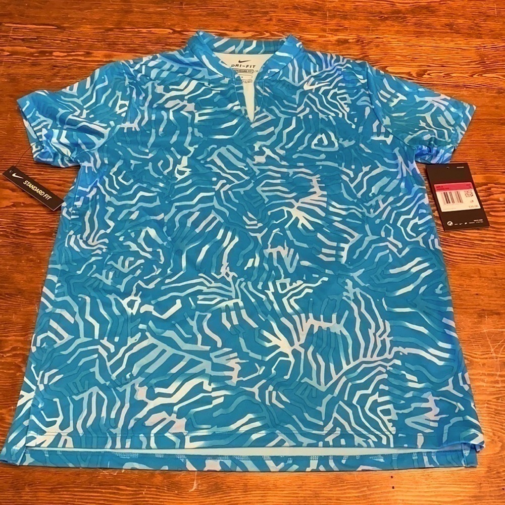 𝅺NIKE girls golf polo NWT